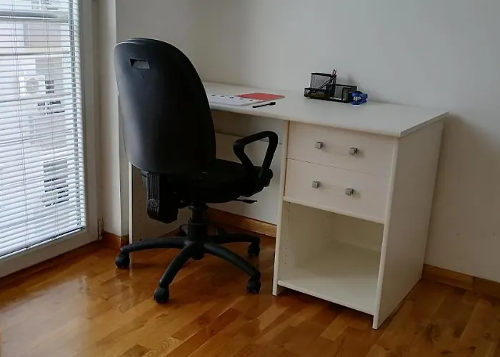 Lägenhet Big With Private Parking - Extra View