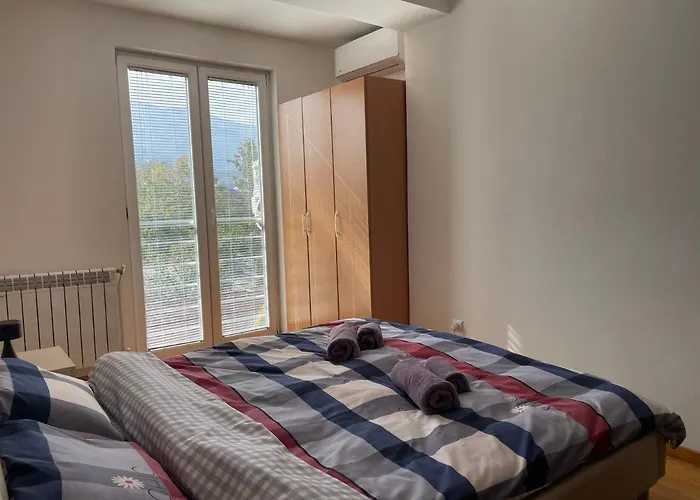 Lägenhet Big With Private Parking - Extra View