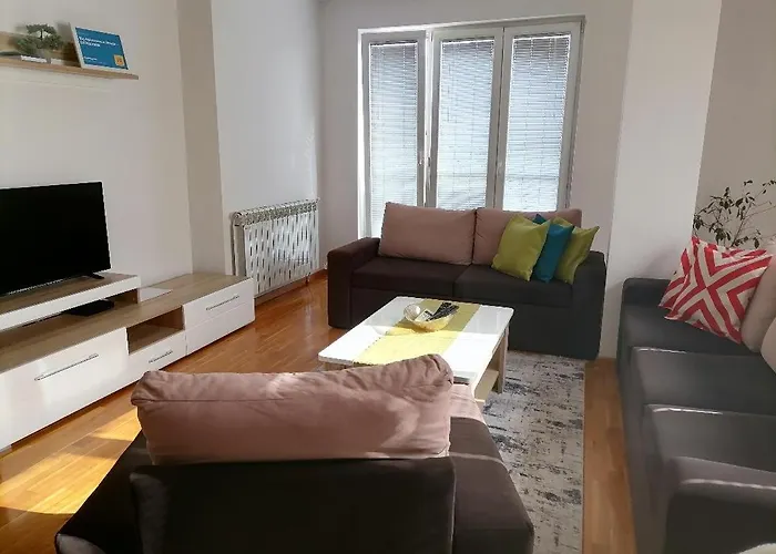 Big With Private Parking - Extra View Lägenhet Skopje